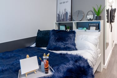 Skyline En Suite - Image 5